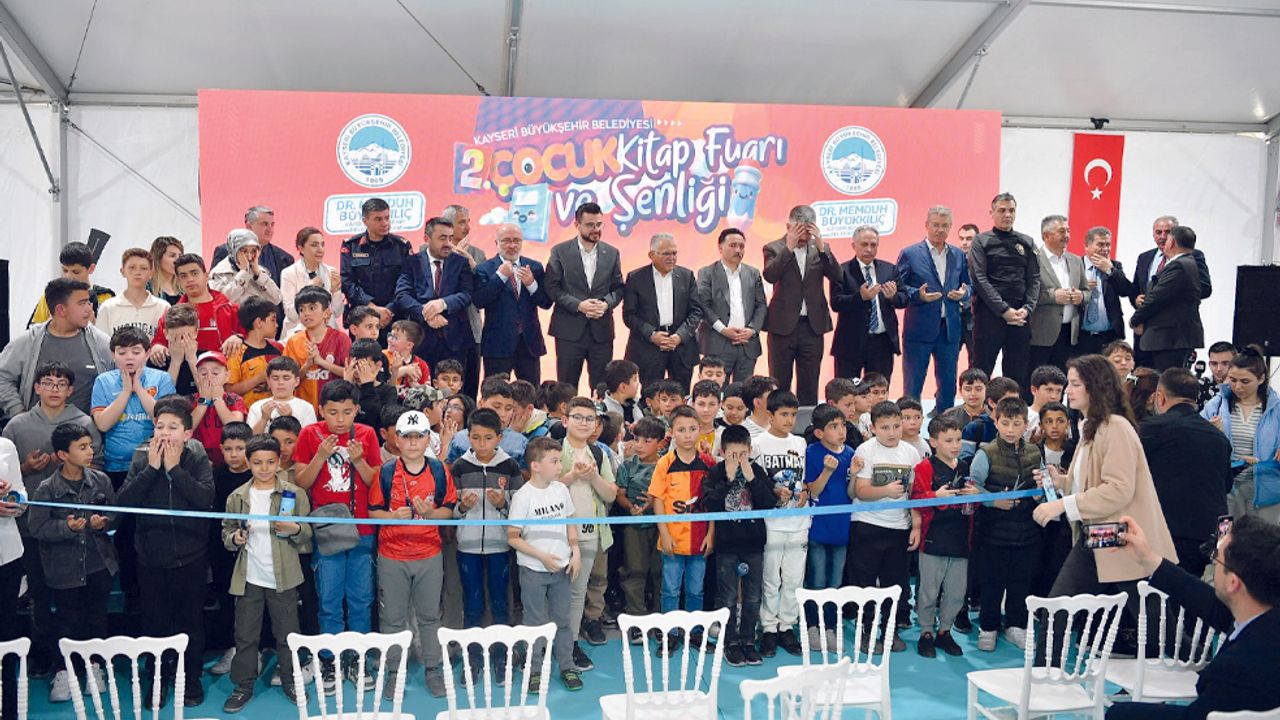 Büyükkılıç, 2. Çocuk Kitap Fuarı ve Şenliği Açılışını Gerçekleştirdi