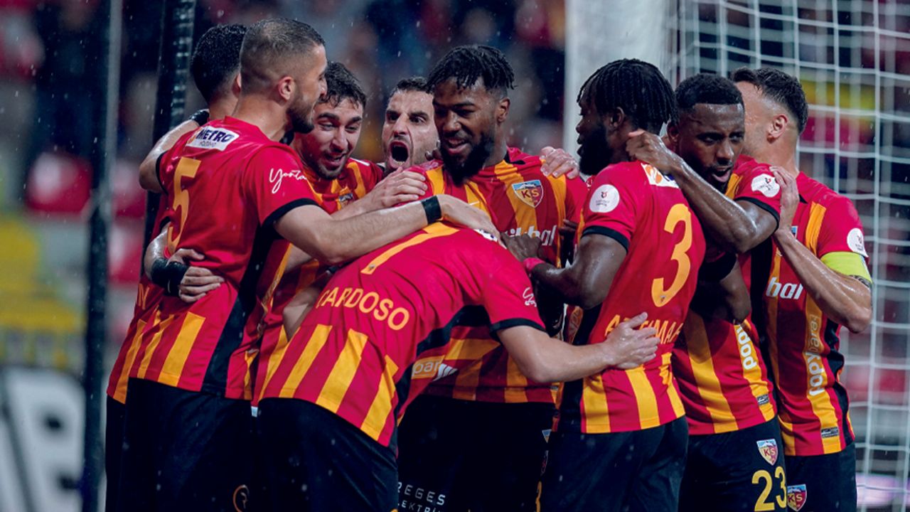 Kayserispor Antalya'ya Gol Oldu Yağdı: 3-1