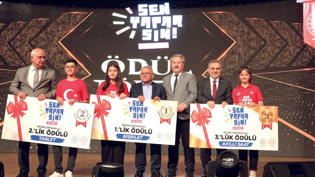 Sen Yaparsın Melikgazi Ödül Törenine 14 Bin Öğrenci Katıldı
