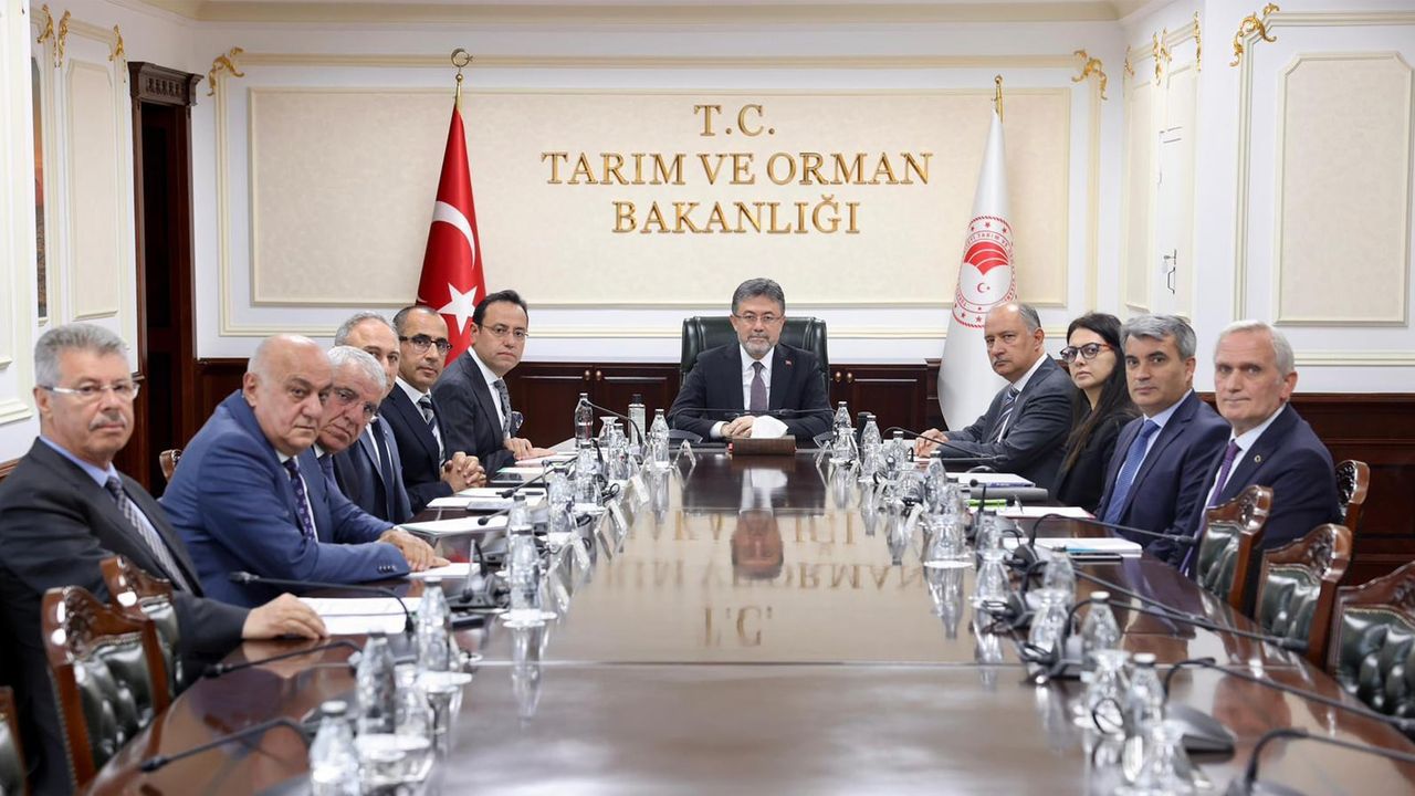 Başkan Akay, Şeker Sektörü Değerlendirme Toplantısı’na Katıldı