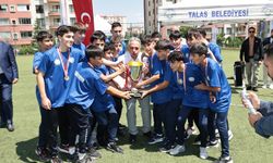 Talas Yaz Spor Okullarına coşkulu açılış
