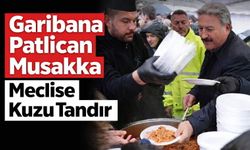 Melikgazi'de Garibana Musakka, Meclise Kuzu Tandırlı İftar