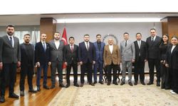 Başkan Büyükkılıç'a Ülkü Ocakları'ndan Ziyaret
