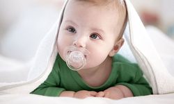 Emzik Kullanımı Ani Bebek Ölümlerini Azaltıyor