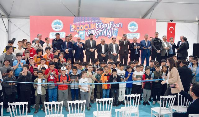 Büyükkılıç, 2. Çocuk Kitap Fuarı ve Şenliği Açılışını Gerçekleştirdi