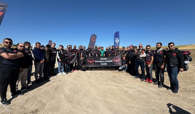 Sarımsaklı’da Bin 500 Fidanı Toprakla Buluşturdu