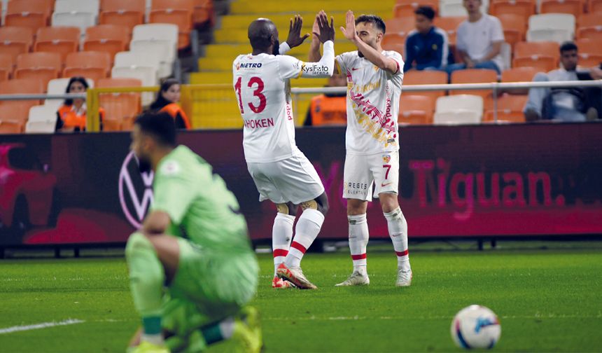 Kayserispor, Adana'da 3 Puanı 2 Golle Aldı