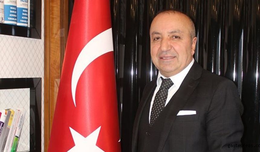 Menduh Uzunoğlu, Berat Kandil'ini kutladı