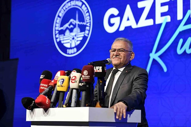 Memduh Büyükkılıç Min