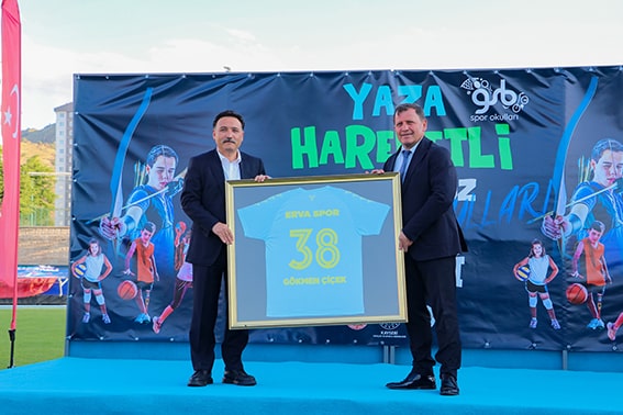 Vali Çiçek Erva Yaz Spor Okulu Açılışı (2)