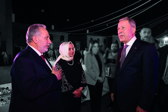 Mustafa Yalçın Ve Kızı Melek Seda Yalçın Demir Hulusi Akar