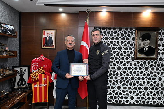 Kayseri Emniyet Müdürlüğü Maksut Müdür 2