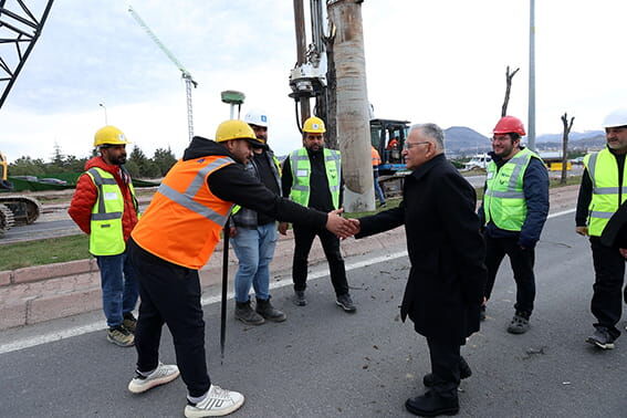 Memduh Büyükkılıç Kartal Kavşağı Incelemesi