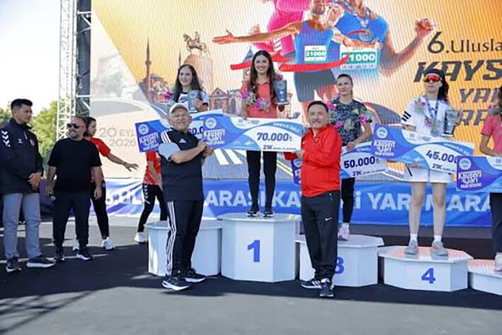 Kayseri Koştu Dünya Izledi 2